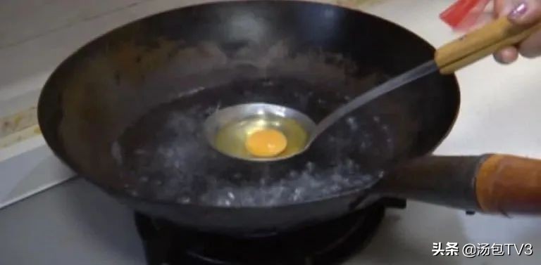 微波炉怎么煮荷包蛋(巧手料理微波蛋，美味即刻孵化)