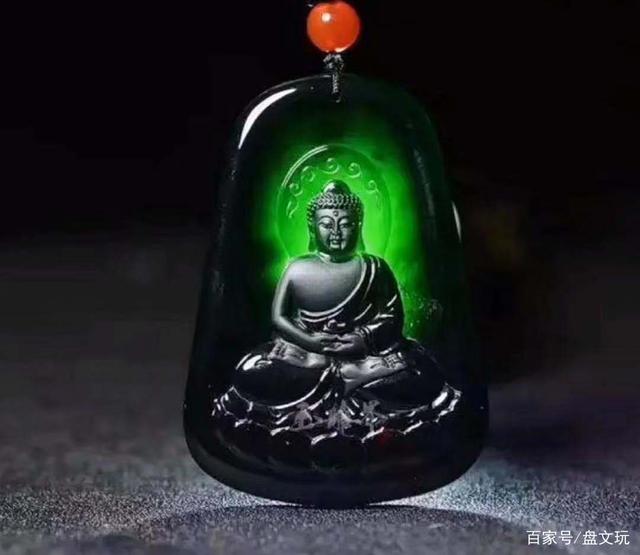 翡翠有九种颜色，你知道吗？