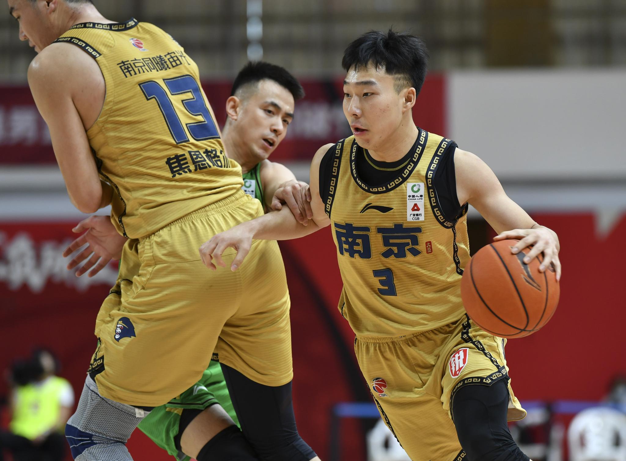 为什么cba球衣没有辨识度(堪比NBA水准，又不失城市特色，让CBA各支俱乐部惭愧的球衣设计)