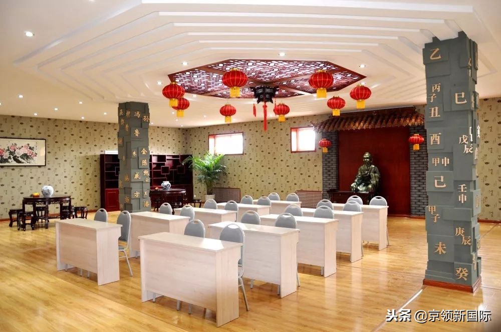 这所青岛的本科学校耗资16亿建综合医院，立志成为“民办清华”