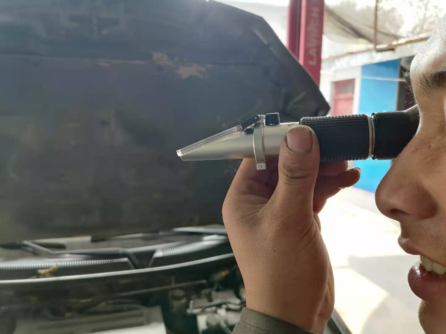 汽车防冻液多久需要更换？胖哥用数据说话，为大家排疑解惑