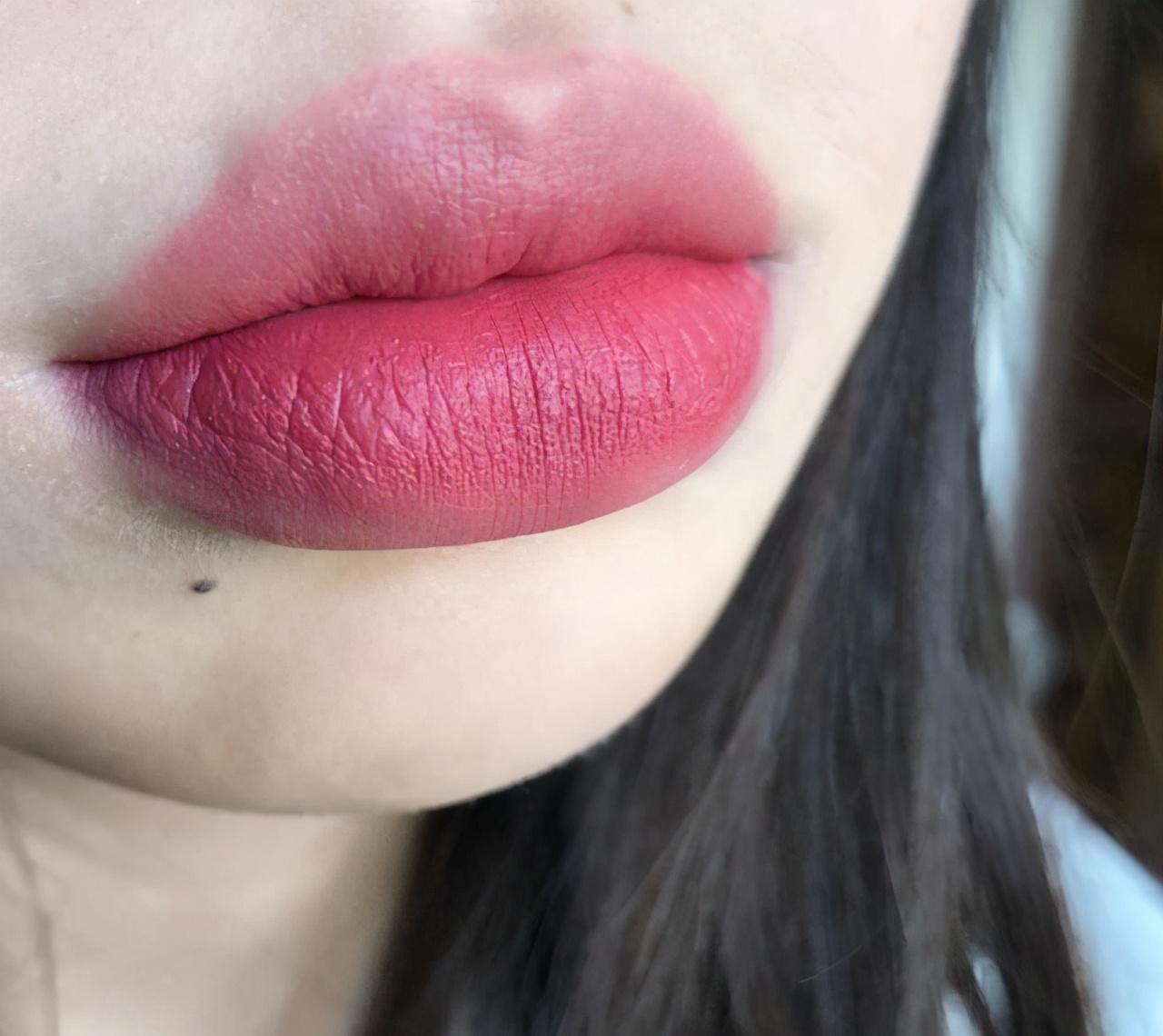 黄皮黑皮2021夏季流行色号！显白“靓妹”风，比正红色好看多了