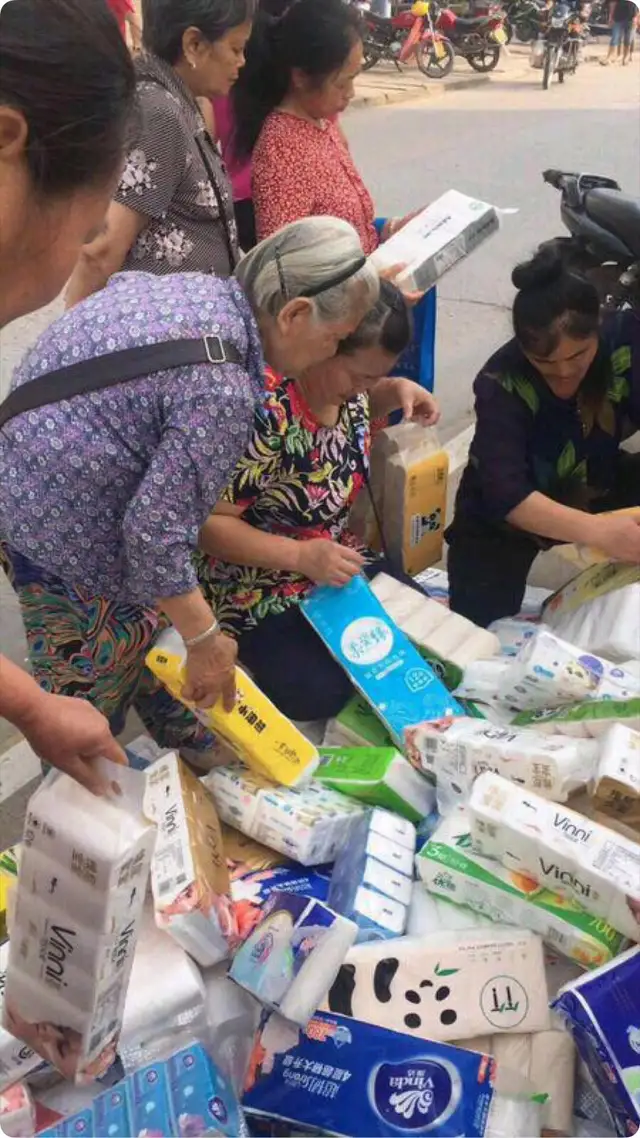 分享如何免费加盟五元纸巾的团队。