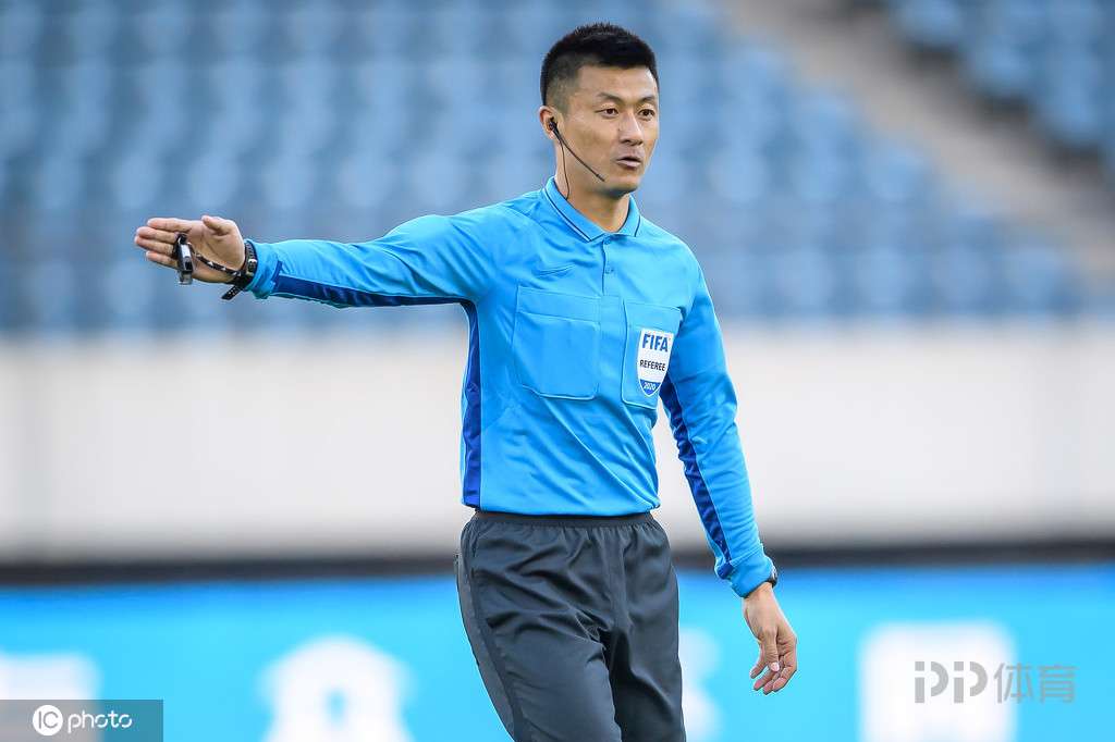 东京奥运会裁判是哪些(FIFA官网公布东京奥运会裁判名单 傅明榜上有名)