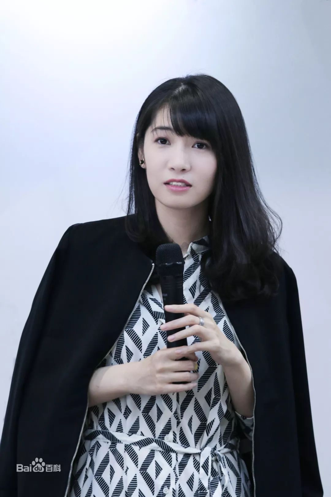 11位网络小说女作家照片，丁墨、叶非夜、囧囧有妖、苏小暖亮相