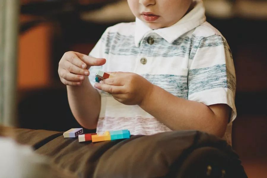 孩子磨蹭不是病，要了亲妈的“命”，想让孩子动起来别只会催催催