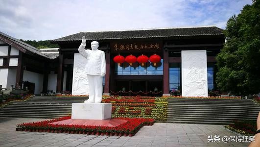 四川十大著名旅游景点 四川有名的旅游胜地 四川最有名的景区
