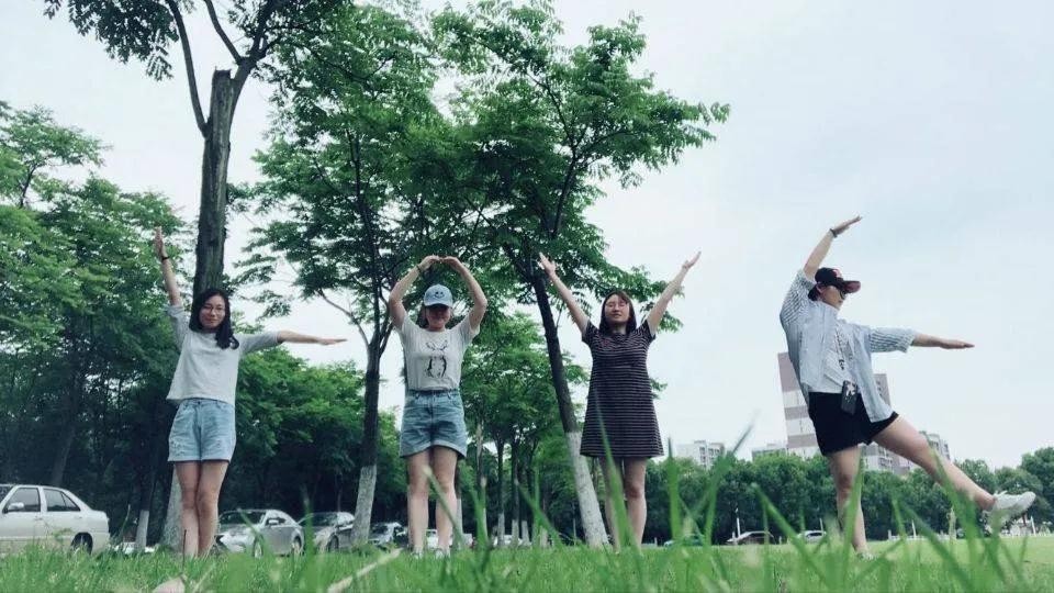 逆袭！湖北三位女学霸住同一寝室，全部考上985、211名校研究生！