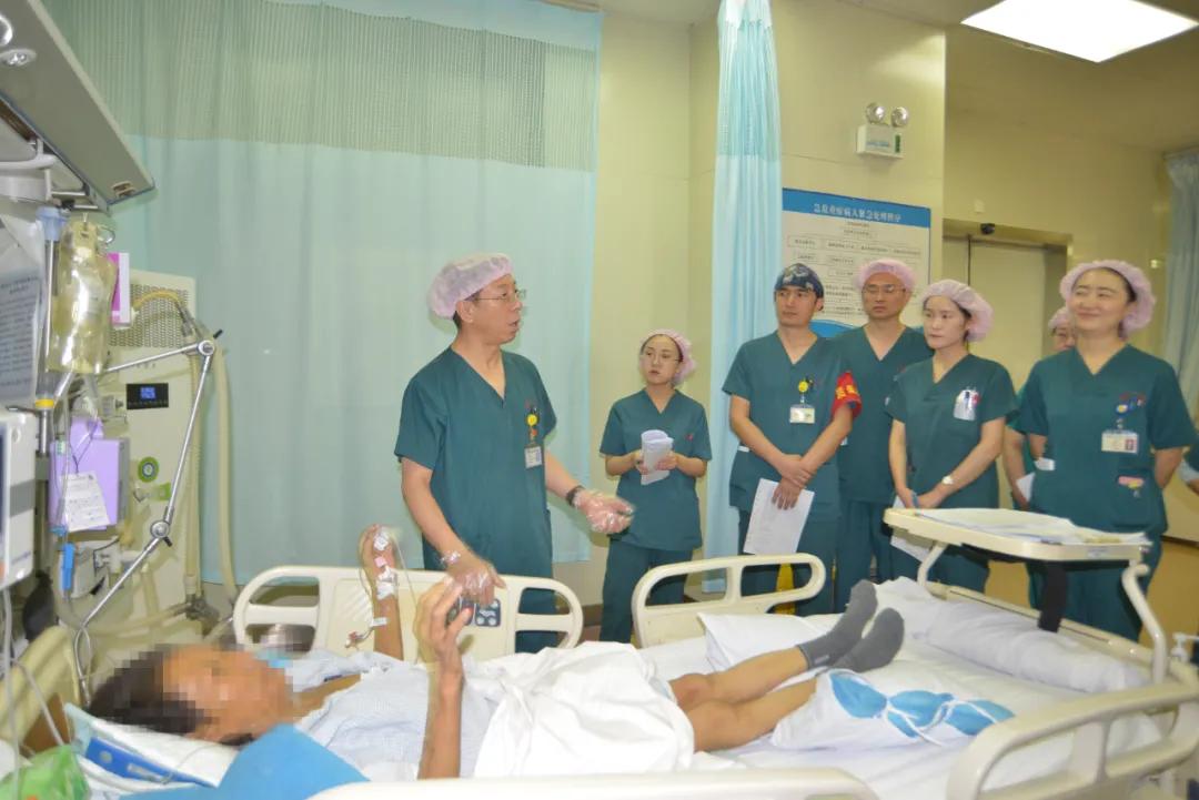 新疆医科大一附院于湘友教授：ICU医生以生命赴使命，用挚爱护苍生