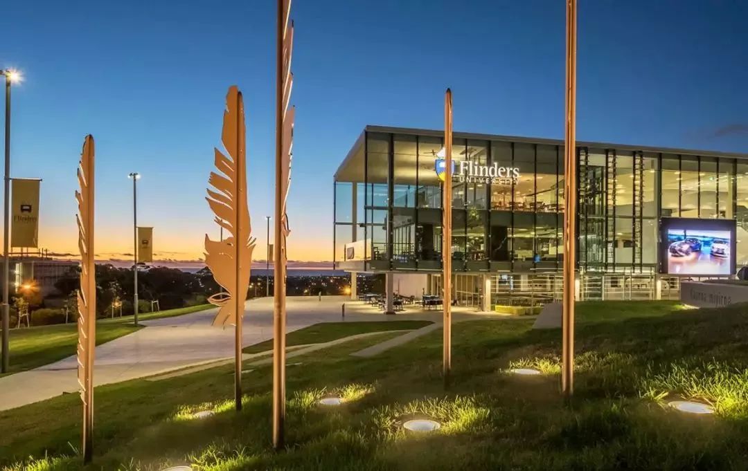 数学神童陶哲轩：8岁高考得760分，21岁成为博士，如今怎么样了？