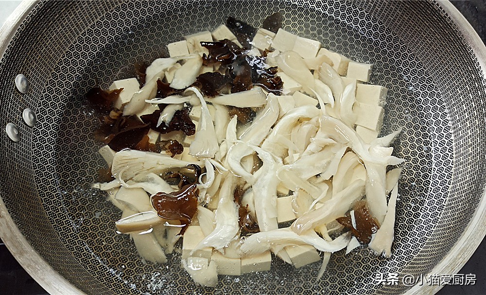 图片[8]-家常溜豆腐这么做 味道鲜美做法简单 比红烧肉还香 特别好吃-起舞食谱网