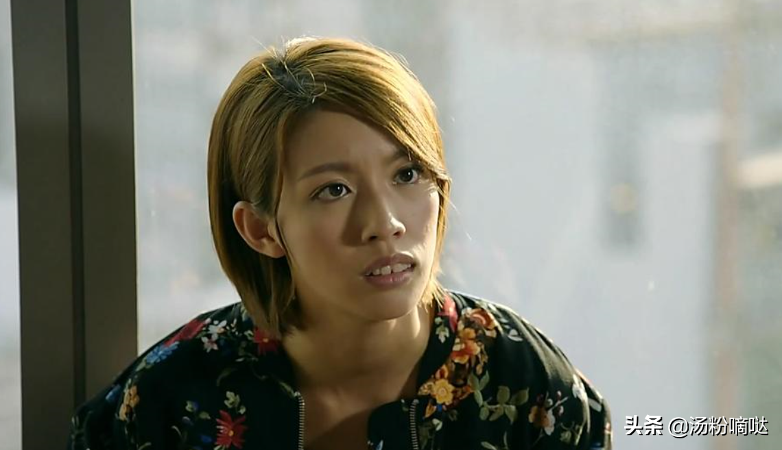 13年香港小姐现状：冠军陈凯琳嫁视帝，亚军夺视后却遭到质疑