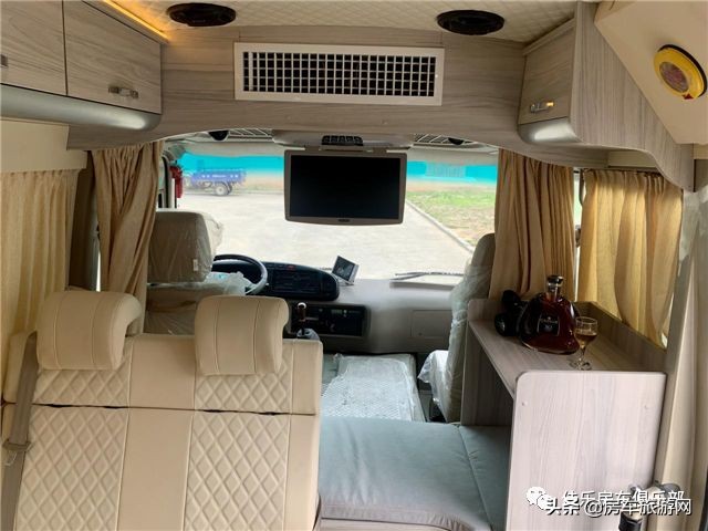 售价31.8万起 佳乐2020款国六考斯特房车实车图曝光