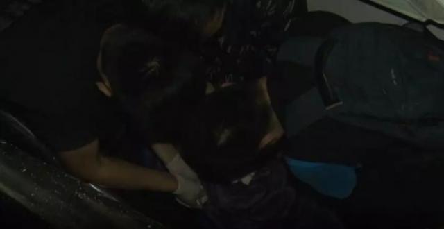 警方破获特大贩毒案“幕后大姐大”竟然是瘫痪大妈