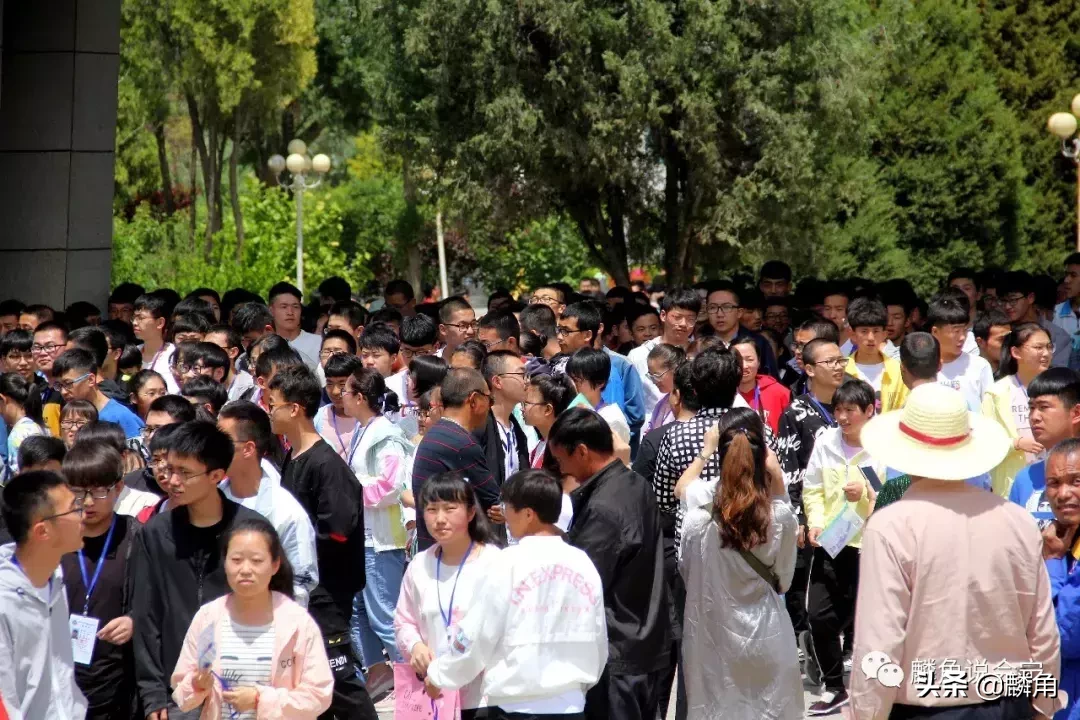 直击西北高考状元县会宁2019年高考那些动人的场景