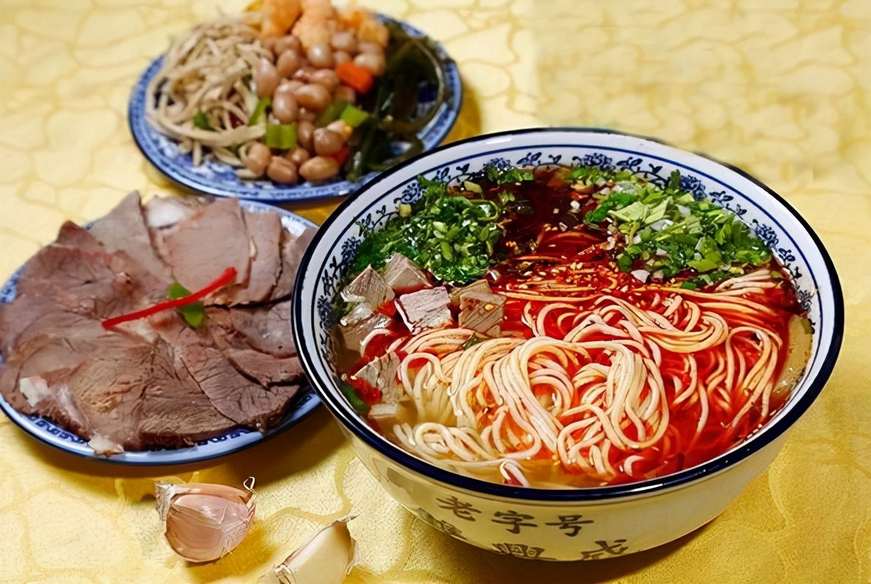 兰州拉面火爆中国,青海人是恩人?