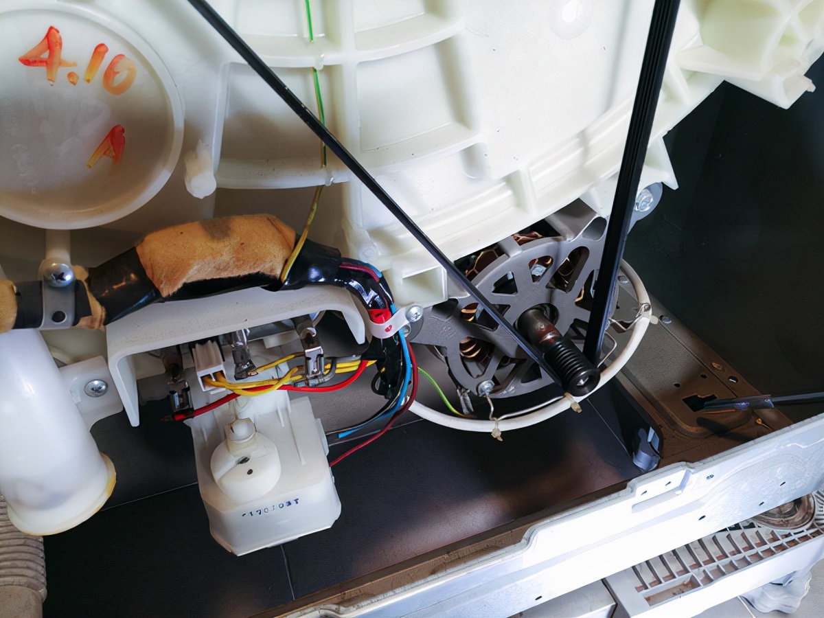 民用電機技術的發展幾乎動力最強的機型都用在了洗衣機,電機主要是