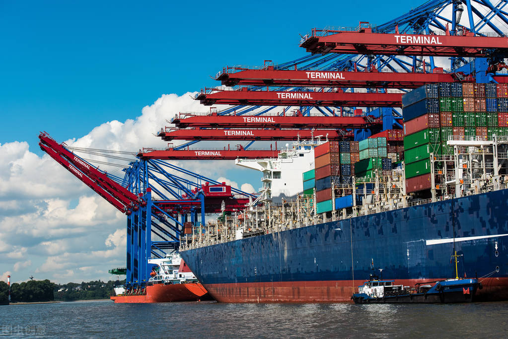 一个专业俩大学，考公率高进体制，为何大家不爱去？