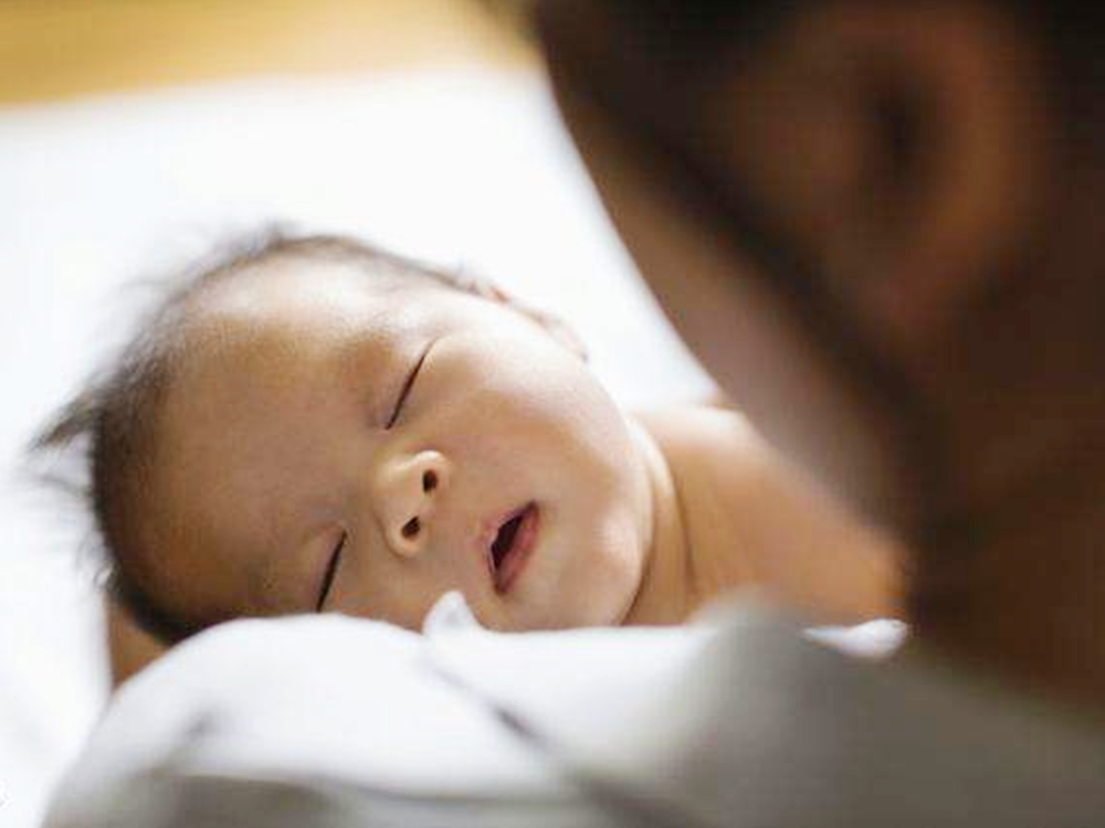 宝宝午睡不安稳、易惊醒，这6大技巧，助你改善娃的“白日小憩”