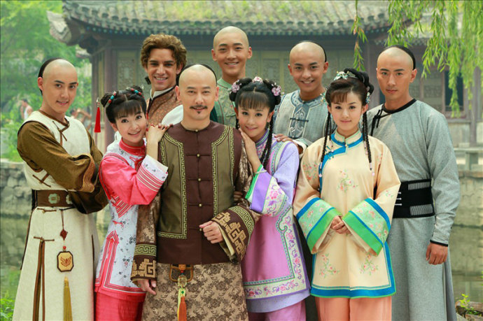 新版《还珠》尔泰，出道十年资源太虐，还在周冬雨新剧演18番男配