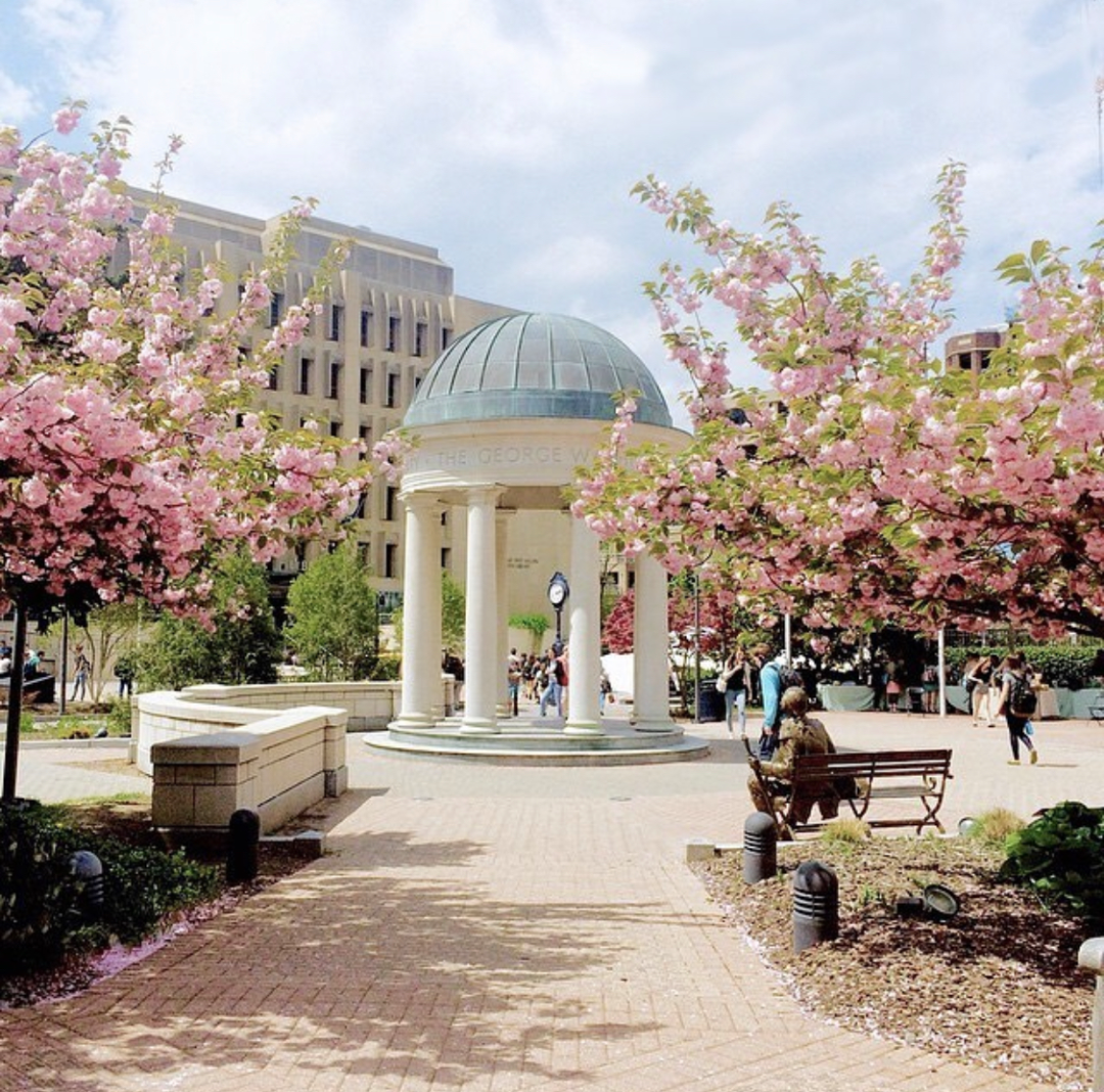 这所美国大学200岁！以国父命名，深处美国心脏，排名被低估