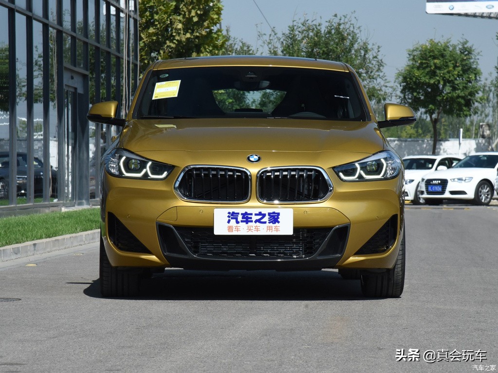 手握25万，豪华入门级的SUV该选谁，奥迪Q3对比宝马X2