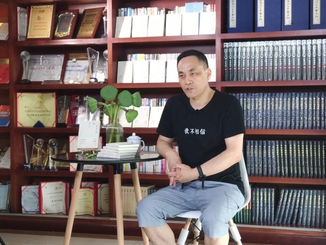 谷川俊太郎的想象宇宙：用平静写出人类共同的生命困惑