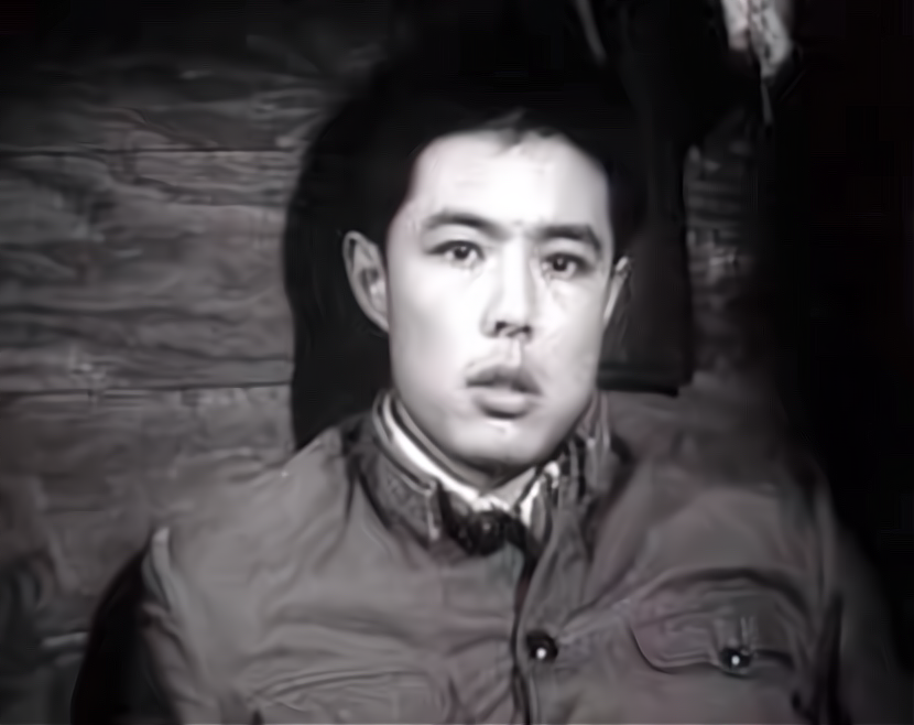 “风流皇帝”张铁林：9个女人3个孩子，他是如何渣完一个又一个？