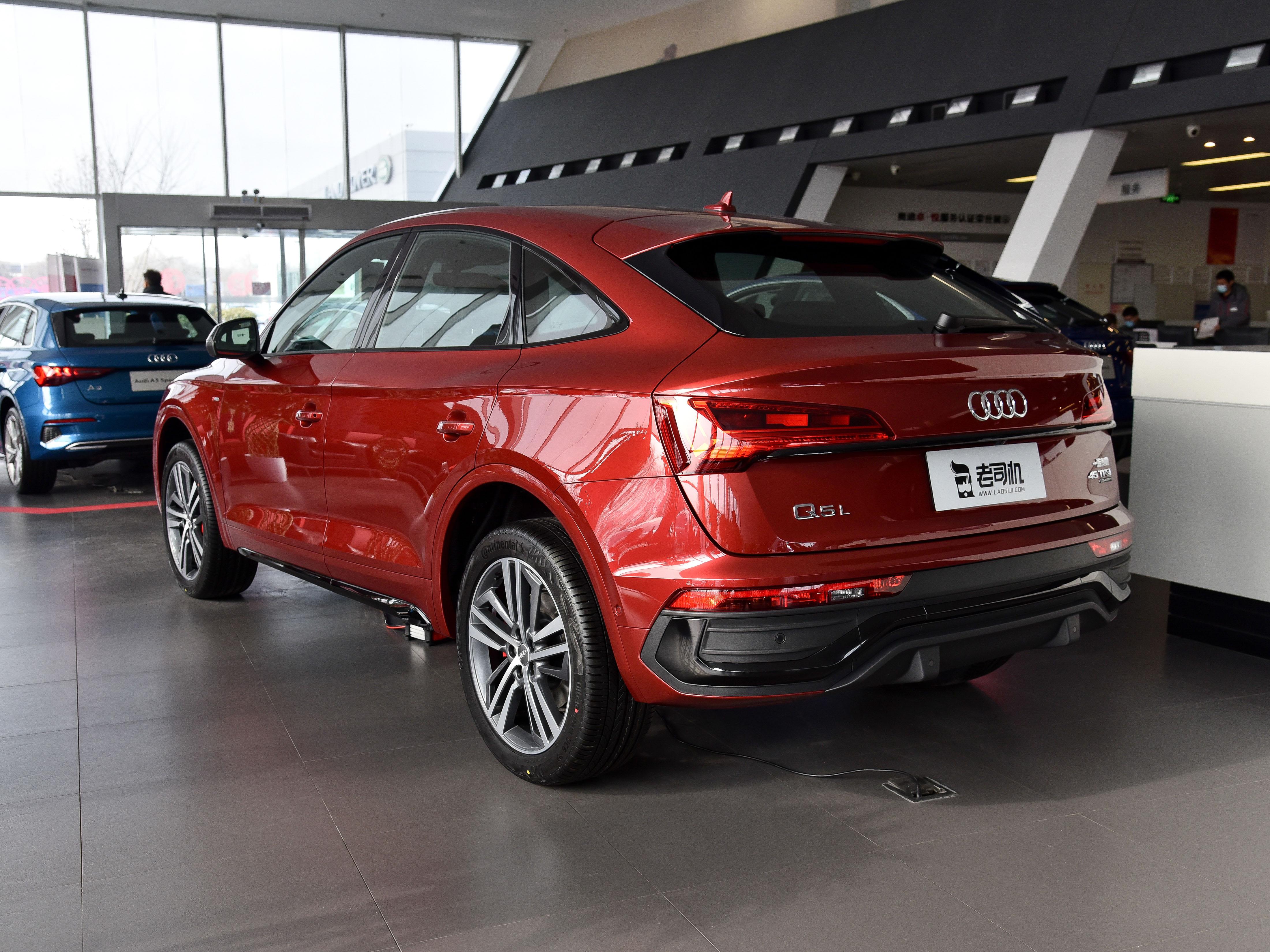 竟然比Q5L还实用？轴距2米9，实拍奥迪Q5L Sportback