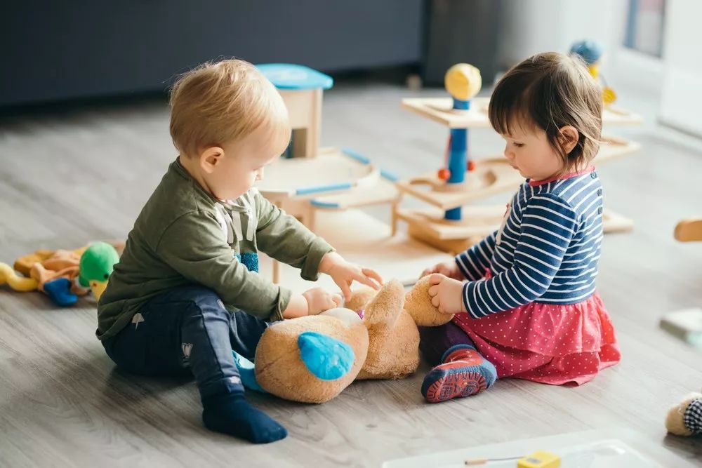 孩子这6个小动作，竟是高智商的表现！你家孩子有吗？