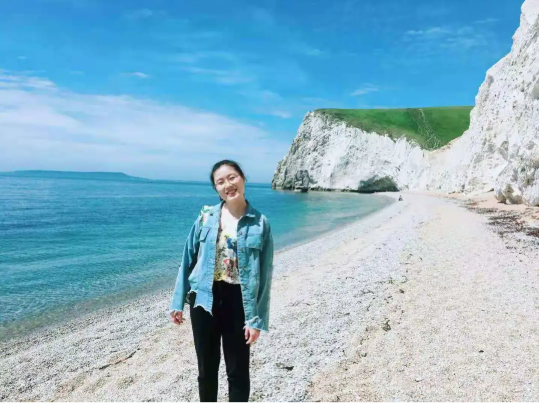 高颜值，高学历！上海外国语大学2021级新生辅导员集体出镜，惊艳众人！