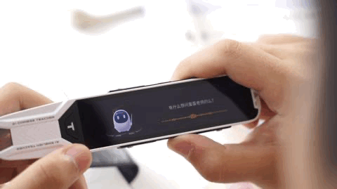 真· AI魔法！一笔搞定听说读写背译查解，堪称小初高双语学习神器