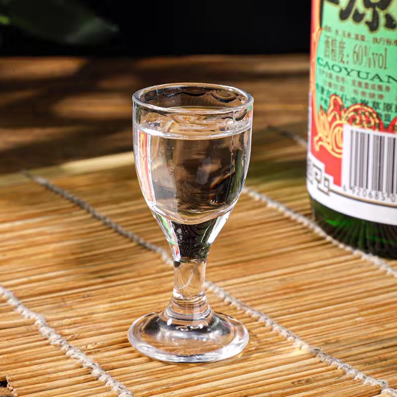 60度的草原白酒，蒙古草原男人的口粮酒，喝完就蒙了