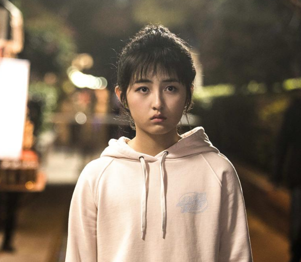 与热巴合作两次，从童年到幼女，黄杨钿甜将会成为下一个张子枫