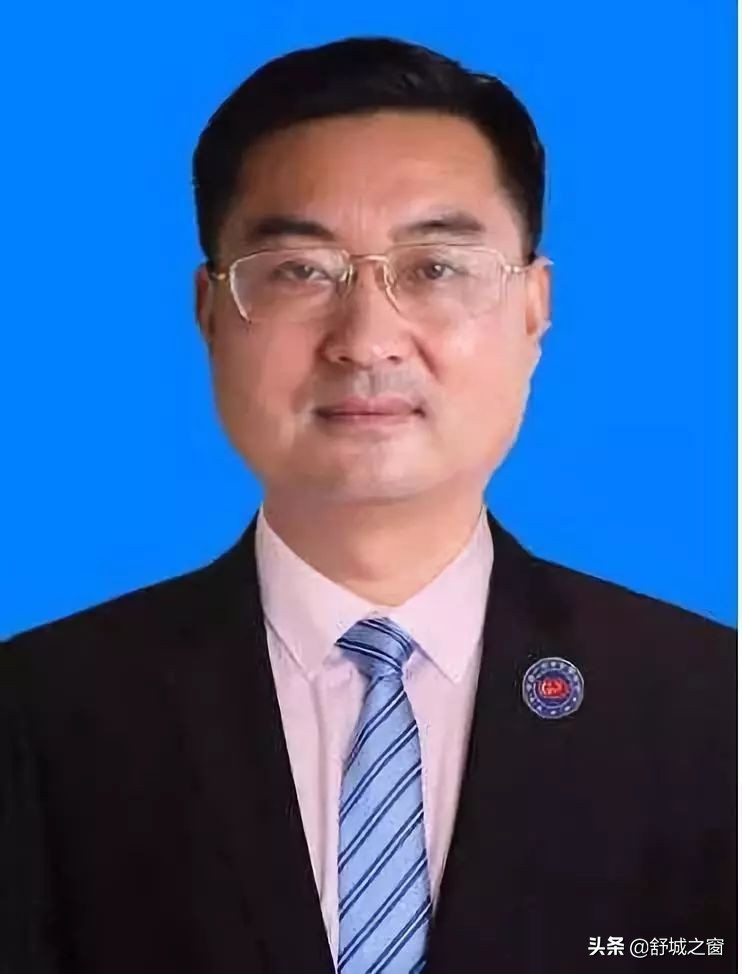 安徽舒城有一位热心公益普法的好律师，被省里纳入领军人才库