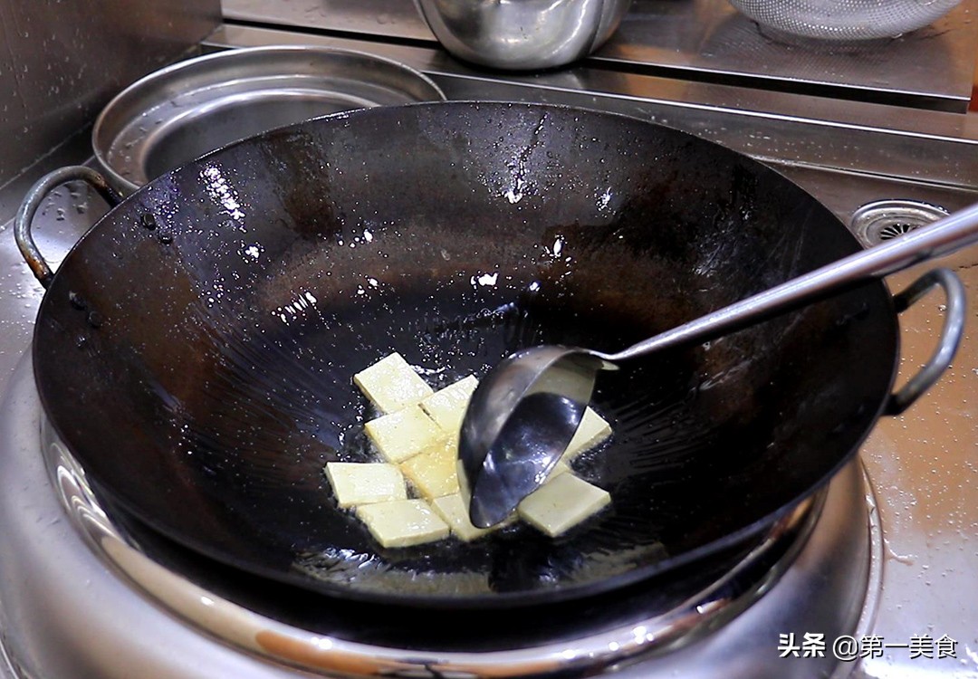 图片[4]-【白菜炖豆腐汤】做法步骤图 原来诀窍这么简单 做一大锅不够-起舞食谱网