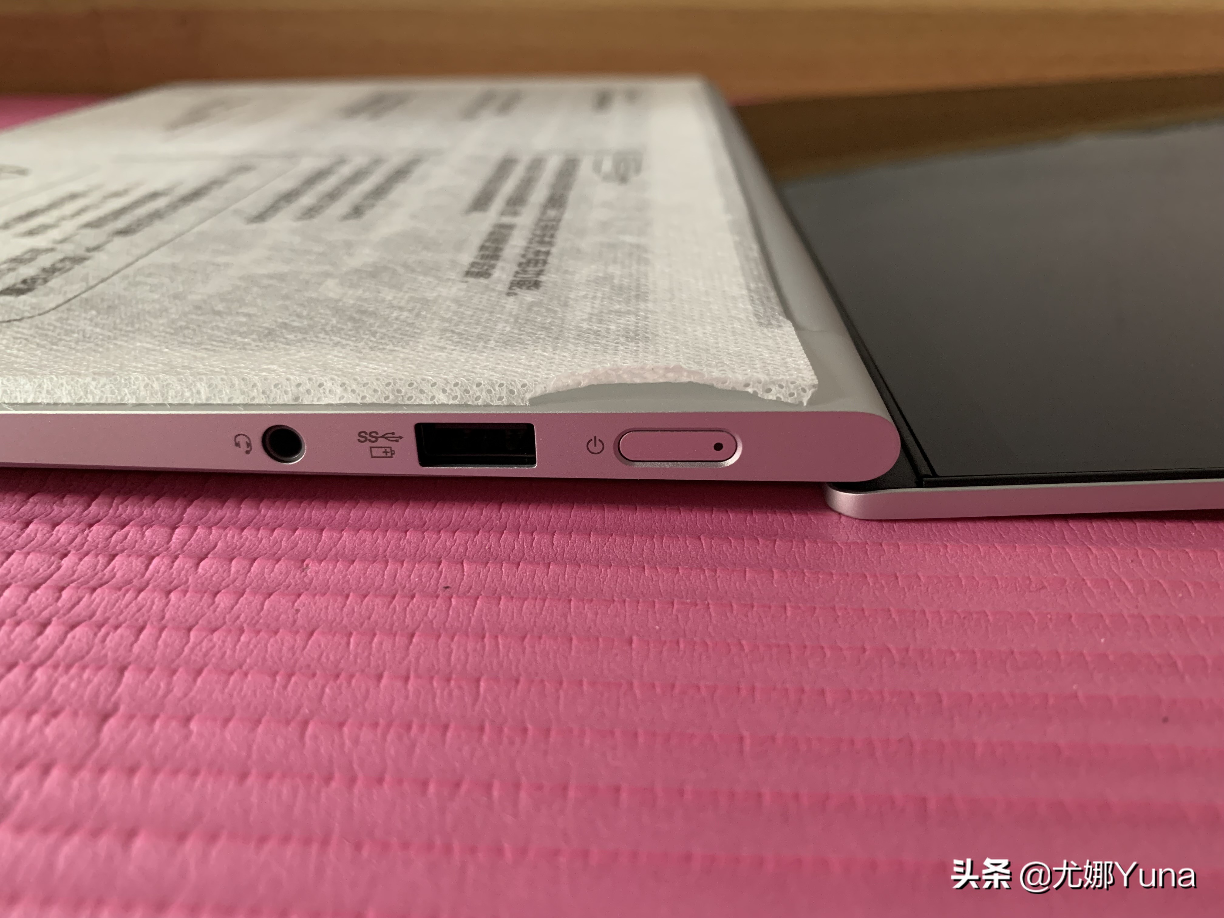 「评测」YOGA终结者？联想小新Pro14高刷版开箱测评