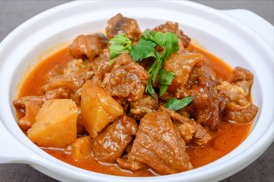 炖牛肉，记住3点小窍门，软烂不塞牙，香嫩没腥味，老人也能嚼动