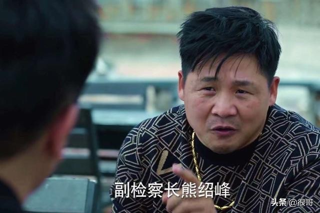 《突围》中的六位高光配角，看着脸熟，你未必能说出演员的名字