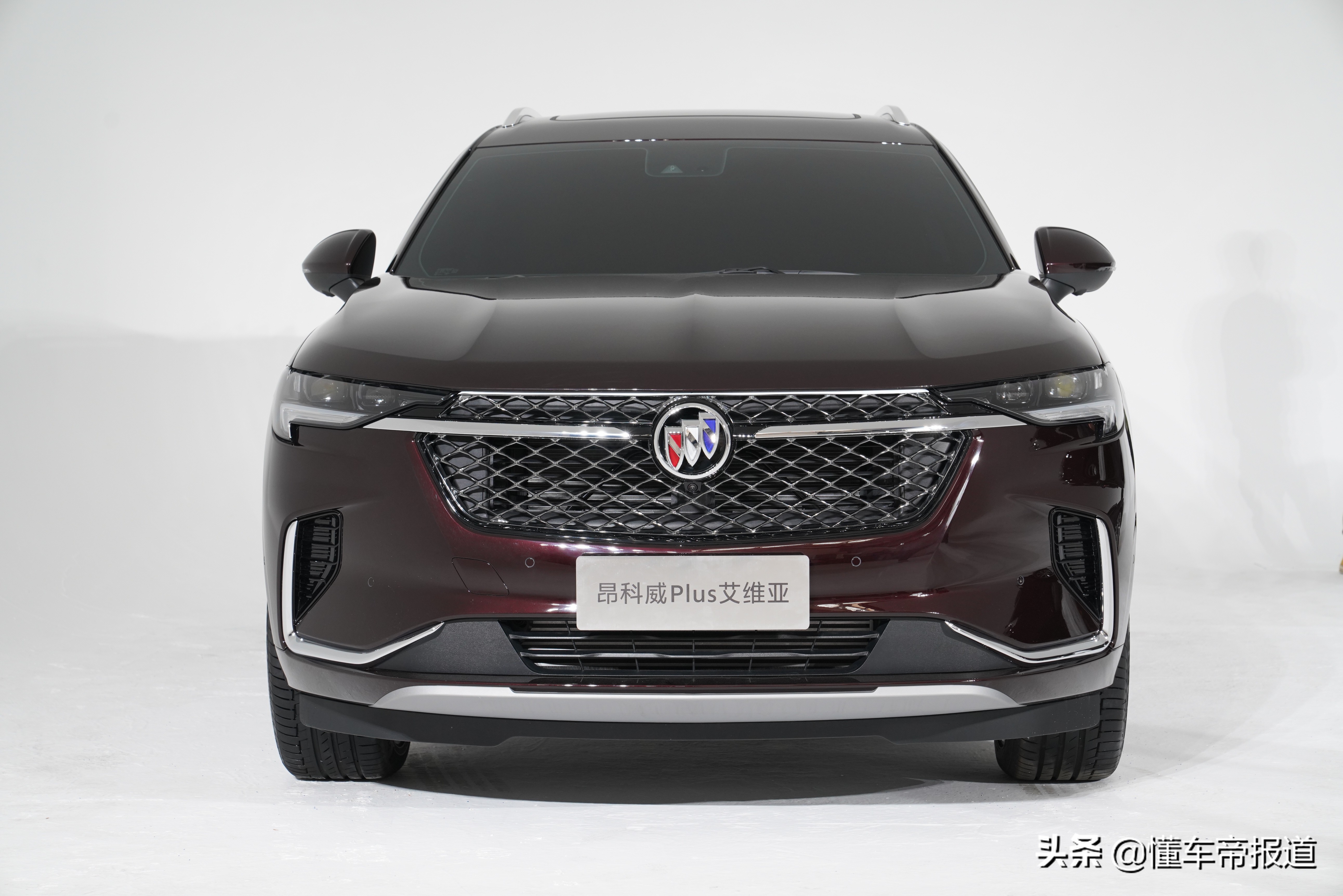 新车 </p><p>　　 别克昂科威Plus内饰官图发布，与汉兰达同级，5座布局