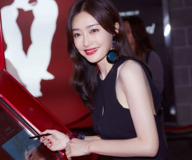 辽宁竟然藏了这么多大美女！这18位女星容貌卓绝，气质出众难复制