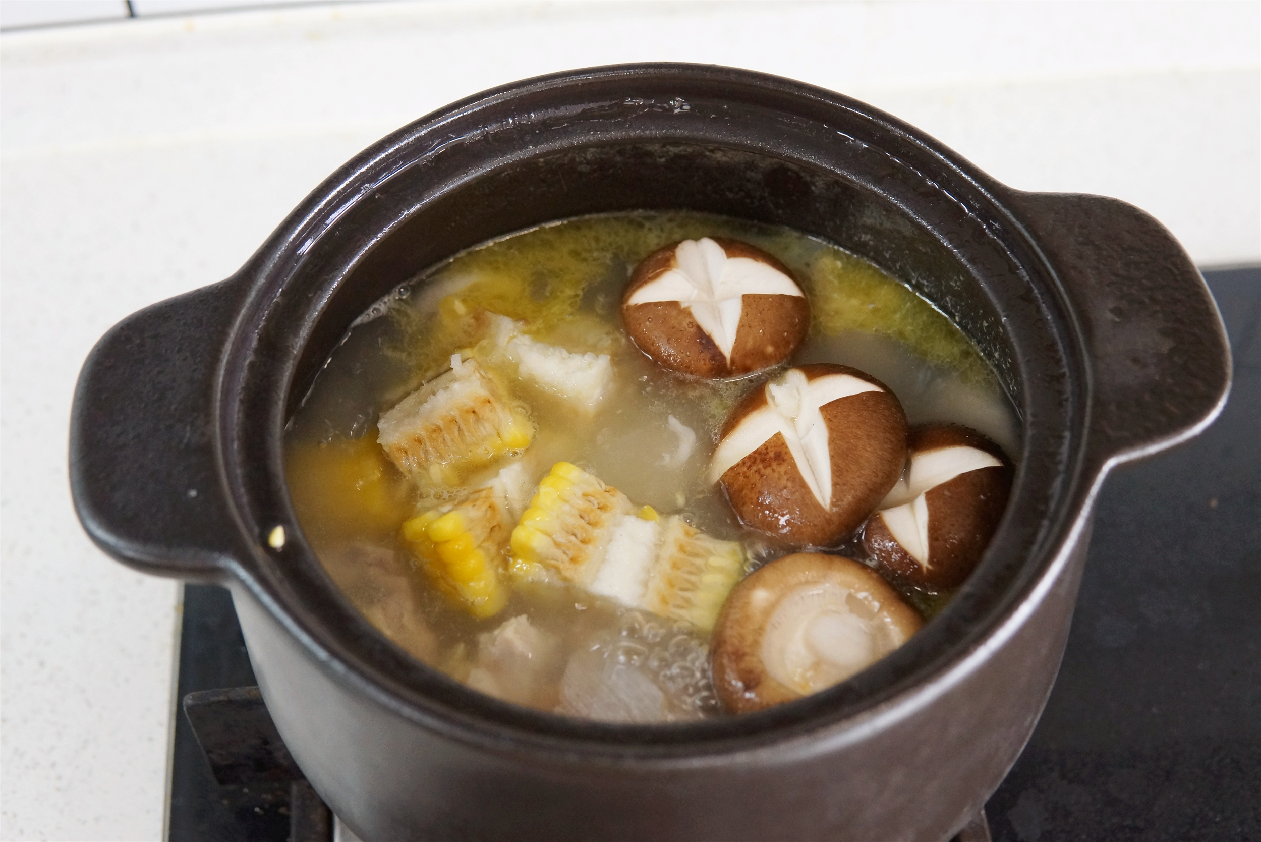 燉雞湯,燉雞湯怎么燉好吃又好喝