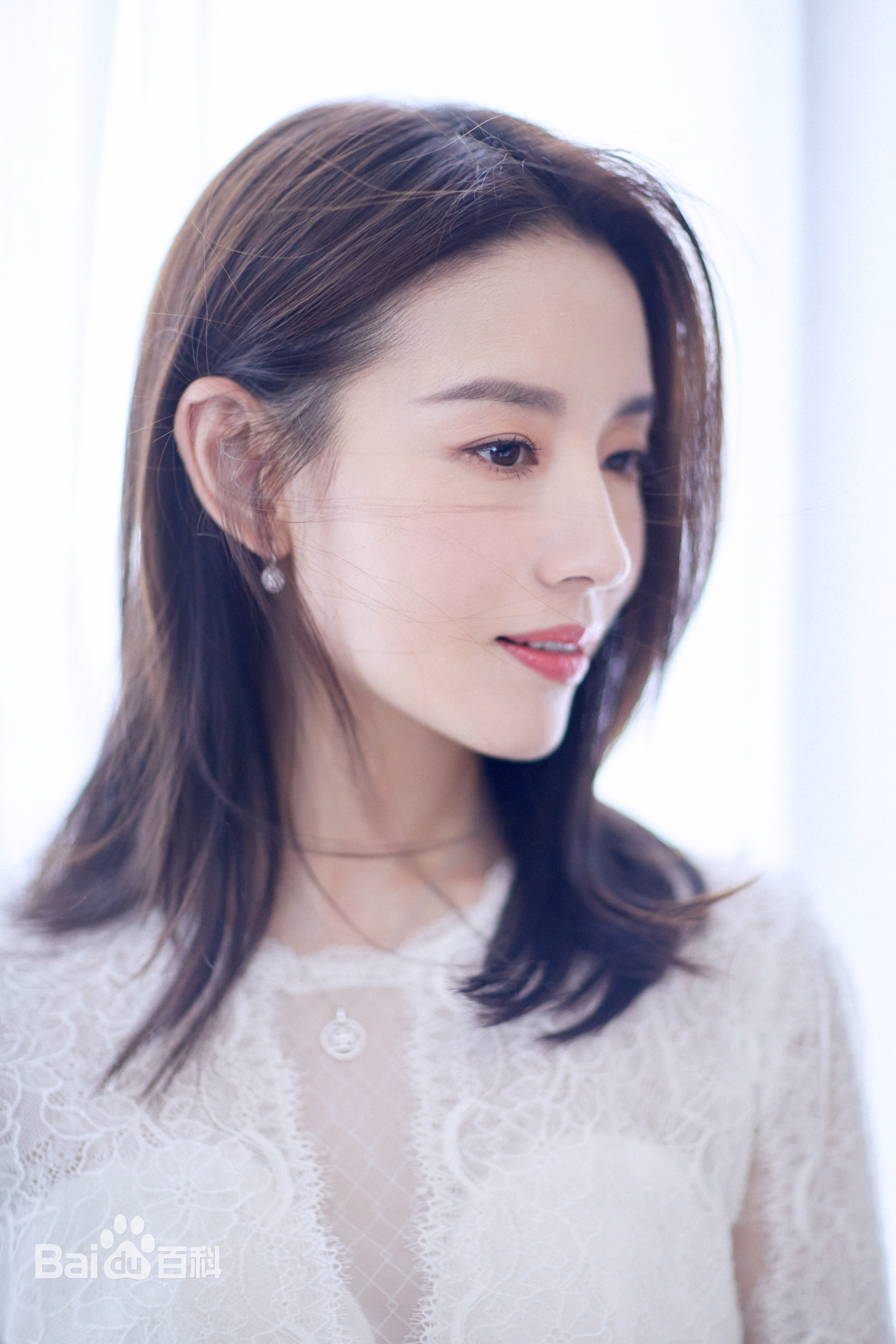 辽宁竟然藏了这么多大美女！这18位女星容貌卓绝，气质出众难复制