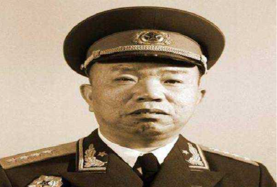 1955年大授衔，十大将都是不可替代的吗？为何说粟裕遥遥领先？