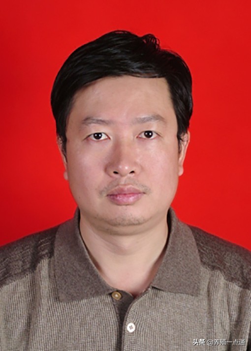 林峰，河南农业大学教授，省畜牧兽医学会动物繁殖学分会兼秘书长