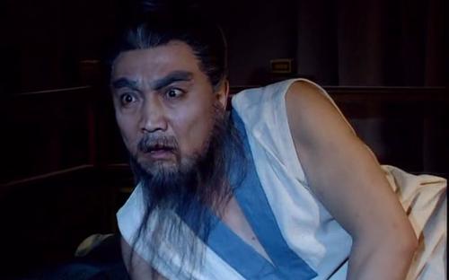 1990年,导演王扶林正在为《三国演义》遴选角色.