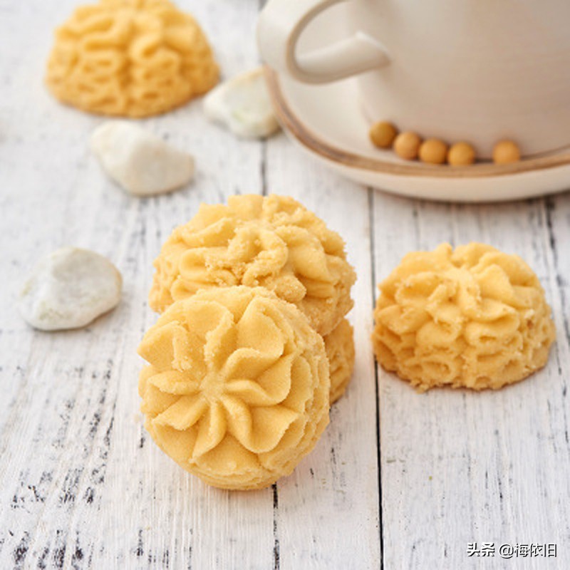 曲奇饼干的做法视频,曲奇饼干的做法视频教程