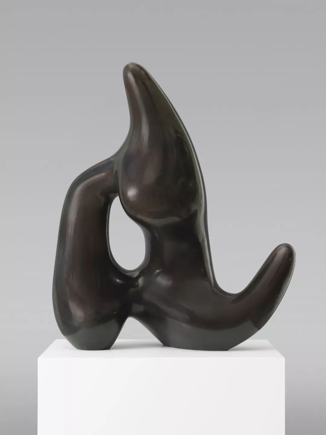 汉斯（让）·阿尔普［Hans (Jean) Arp，1886-1966