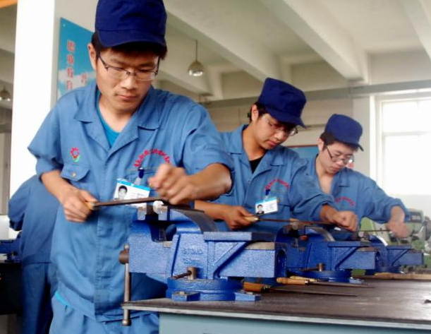 “理工类”高校排名出炉，北京理工跌出前五，中科大荣获榜首