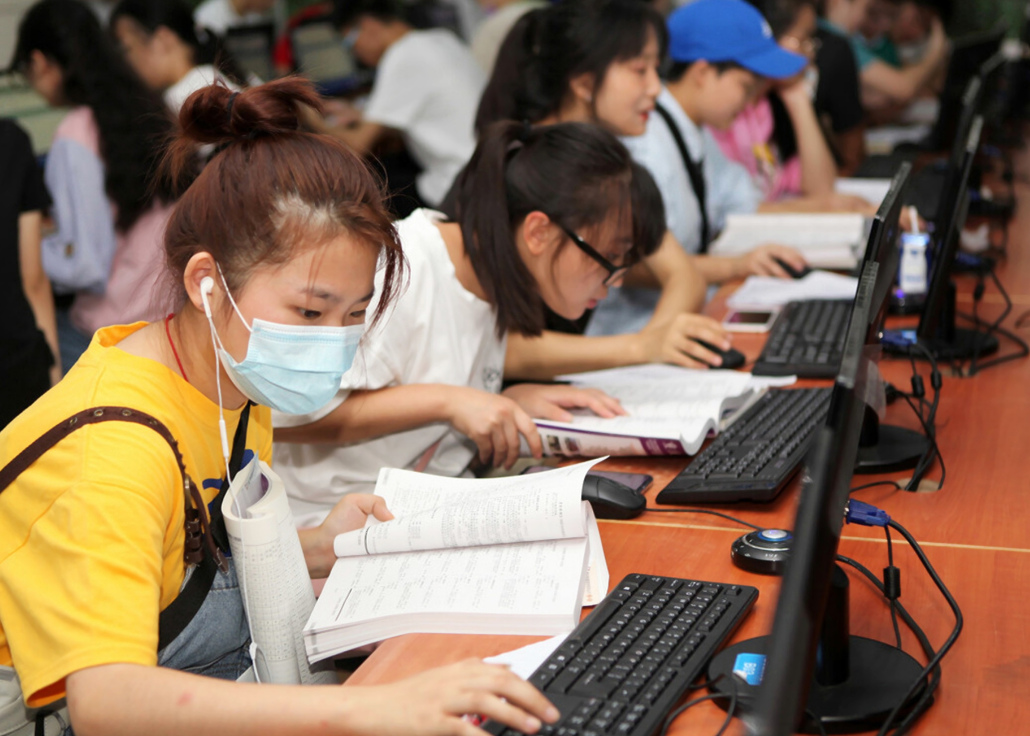 高考快递（为啥大学录取通知书都用EMS快递）